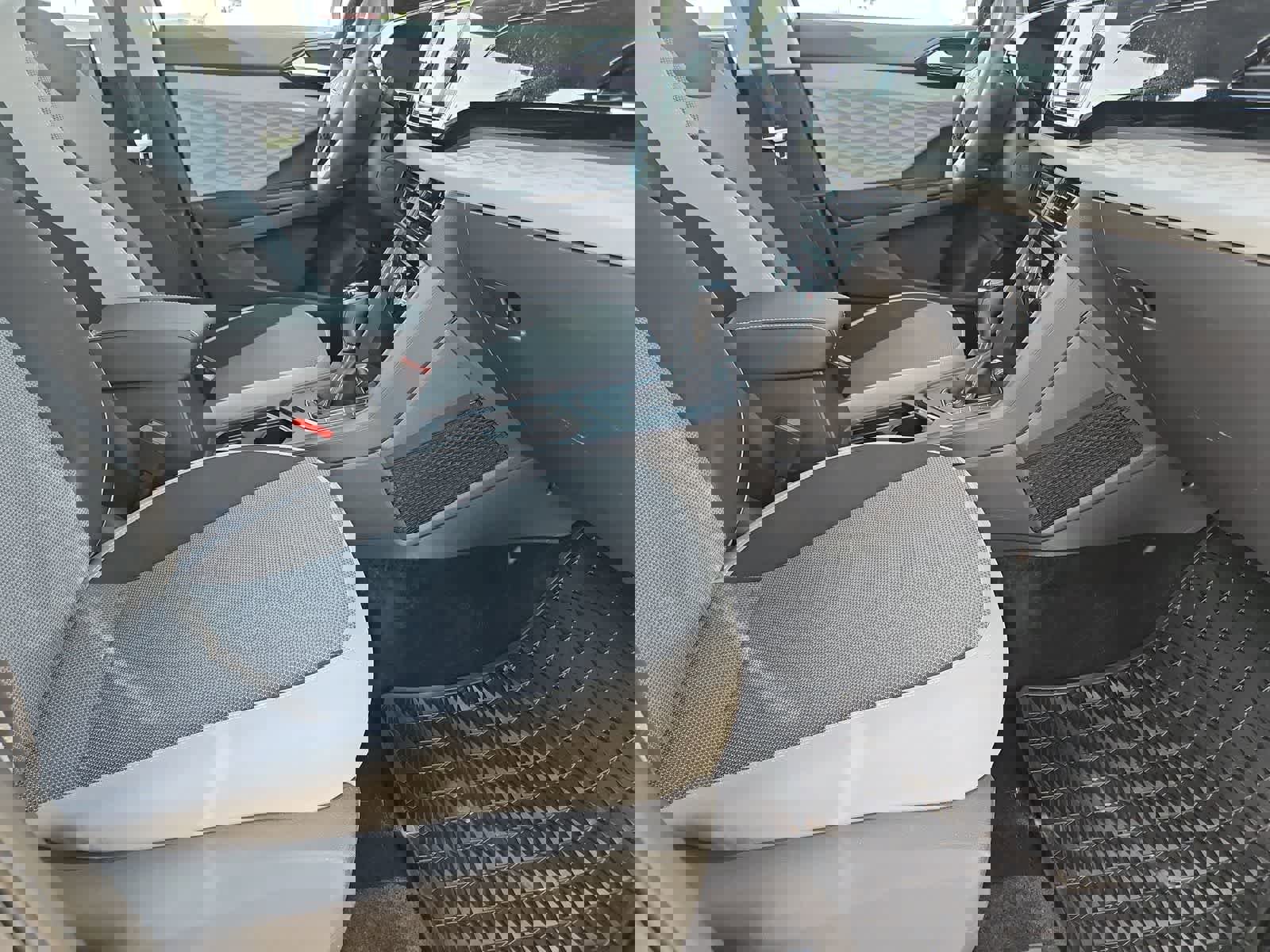 Used 2023 Volkswagen Taos S image 21