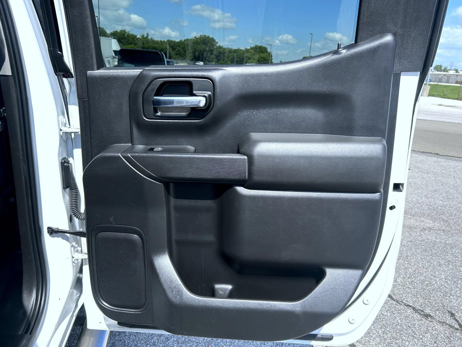 Certified 2019 Chevrolet Silverado 1500 LT w/ All-Star Edition AWD/4WD image 19