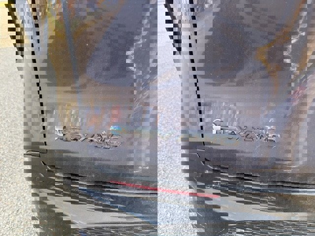 Used 2025 Toyota Sienna XSE image 19