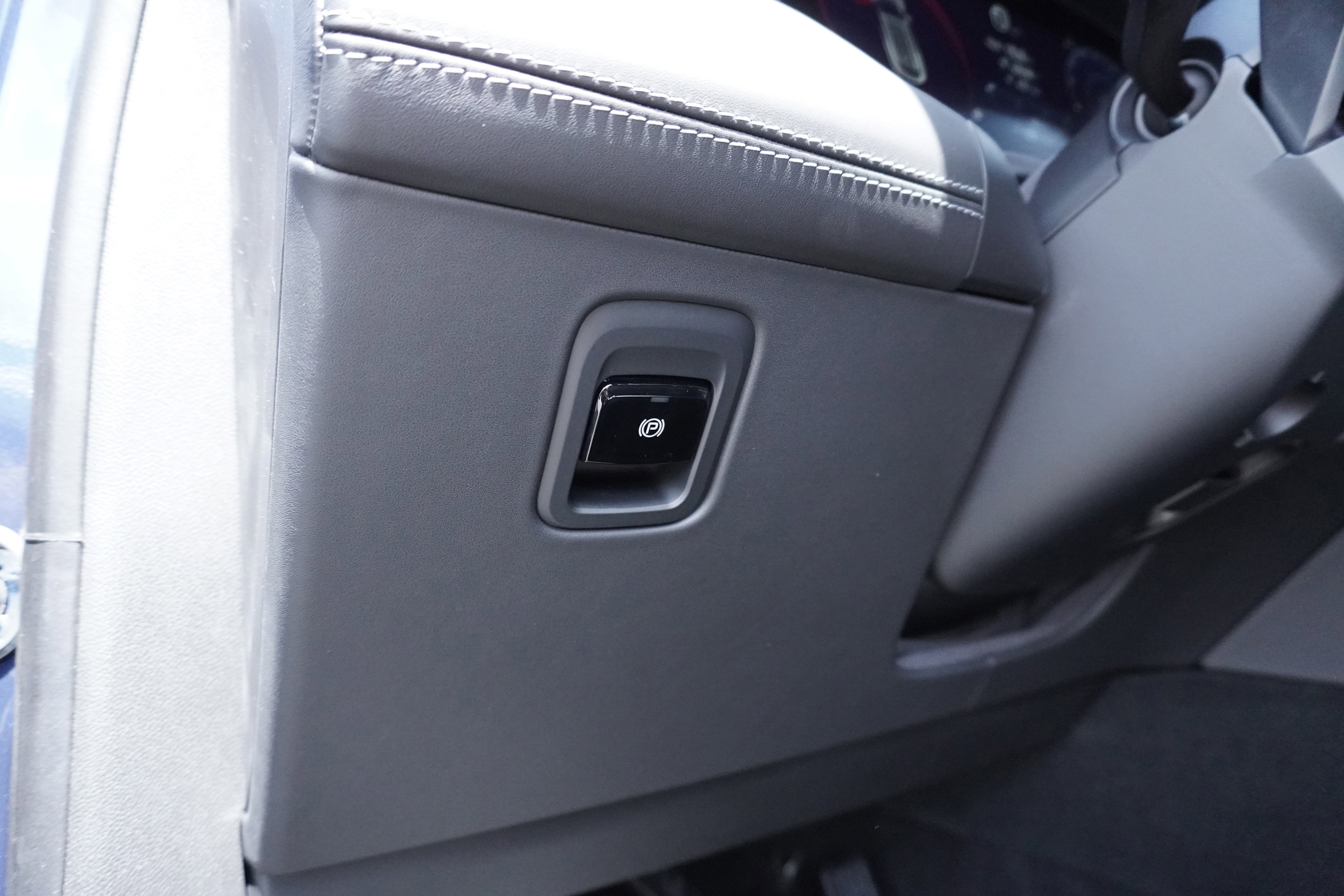 New 2025 Maserati Grecale Trofeo image 19