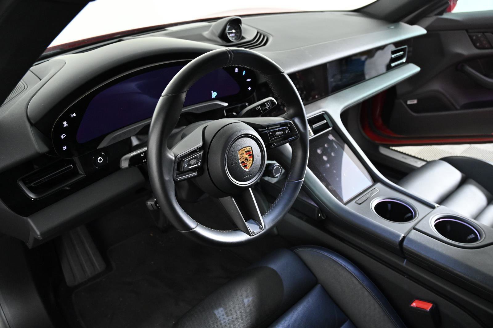 Used 2022 Porsche Taycan 4S image 12