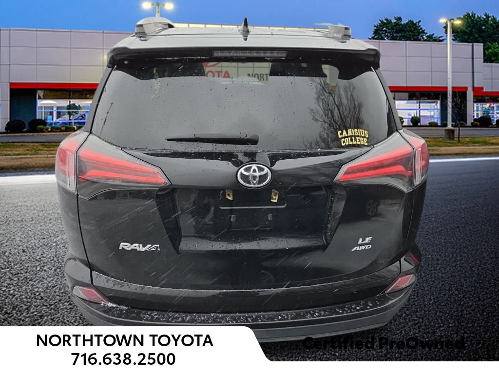 Used 2018 Toyota RAV4 LE w/ Carpet Mat Package image 7