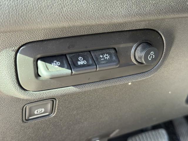 Used 2022 GMC Terrain AT4 w/ Tech Package image 20