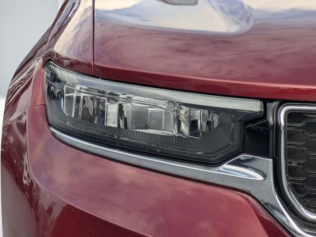 Certified 2022 Jeep Grand Cherokee Limited w/ Luxury Tech Group II RWD image 9