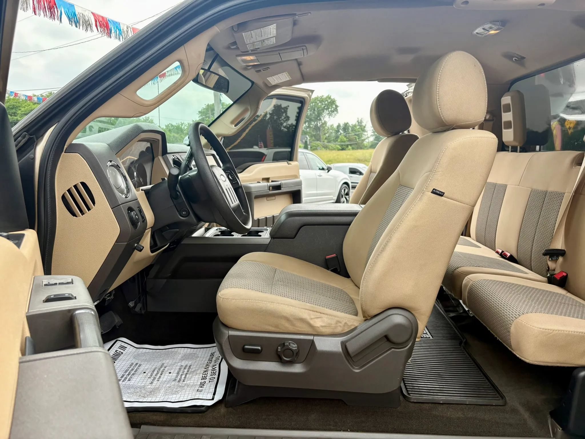 Used 2012 Ford F250 XLT w/ XLT Premium Pkg AWD/4WD image 16