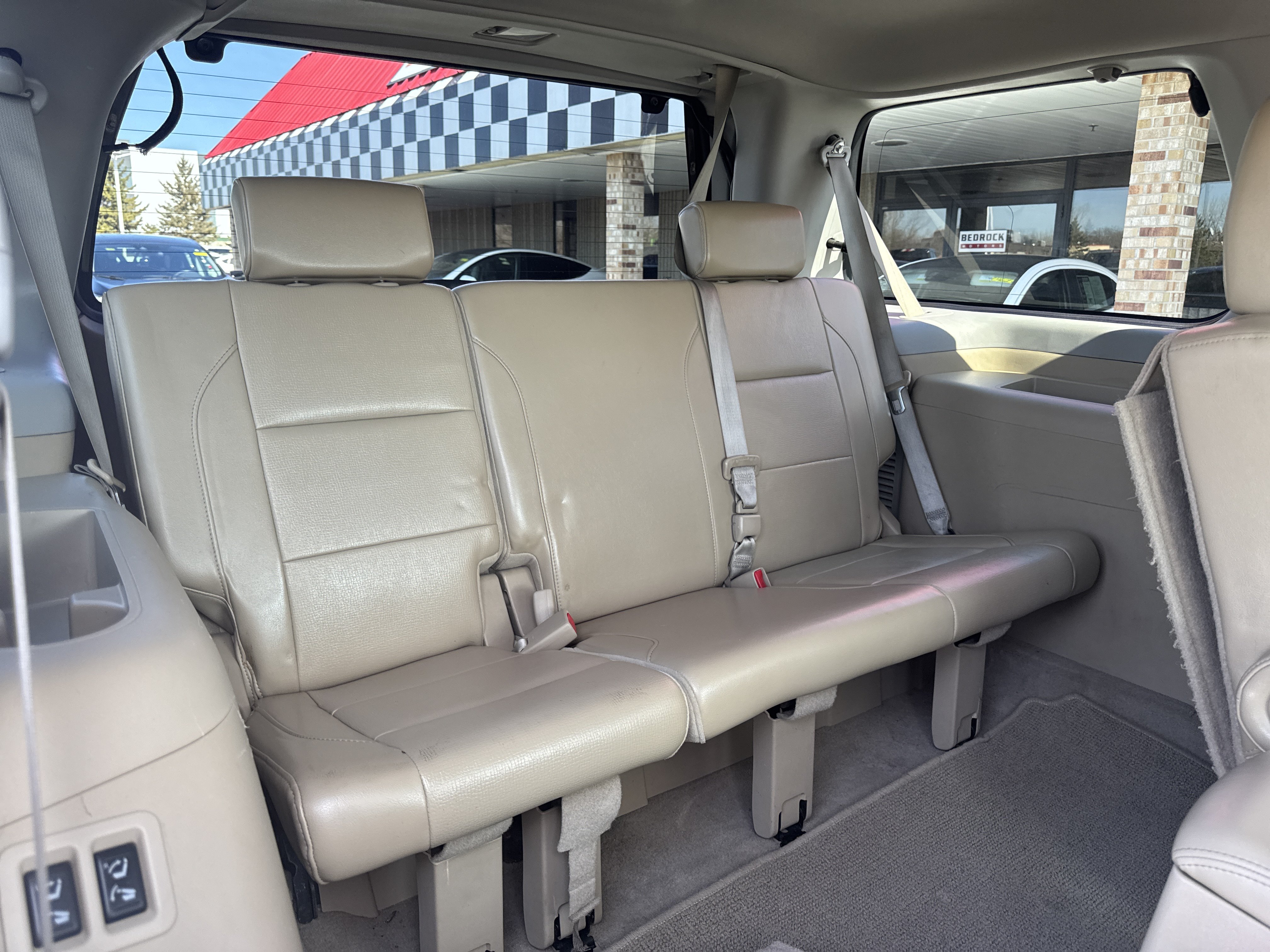 Used 2013 Nissan Armada Platinum AWD/4WD image 34