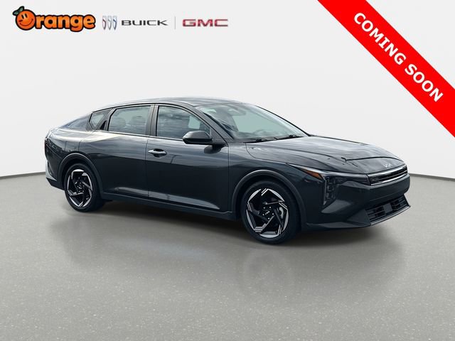 Used 2025 Kia K4 EX video 1