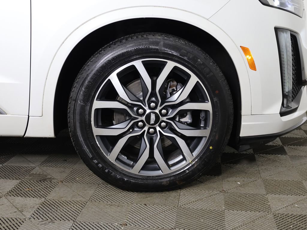 Used 2021 Cadillac XT6 Sport AWD/4WD image 25
