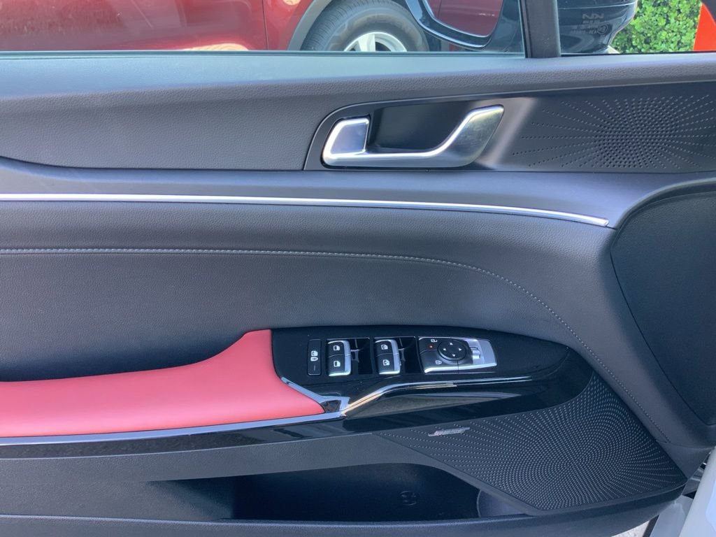 Used 2025 Kia K5 GT-Line w/ GT-Line Premium Package image 10