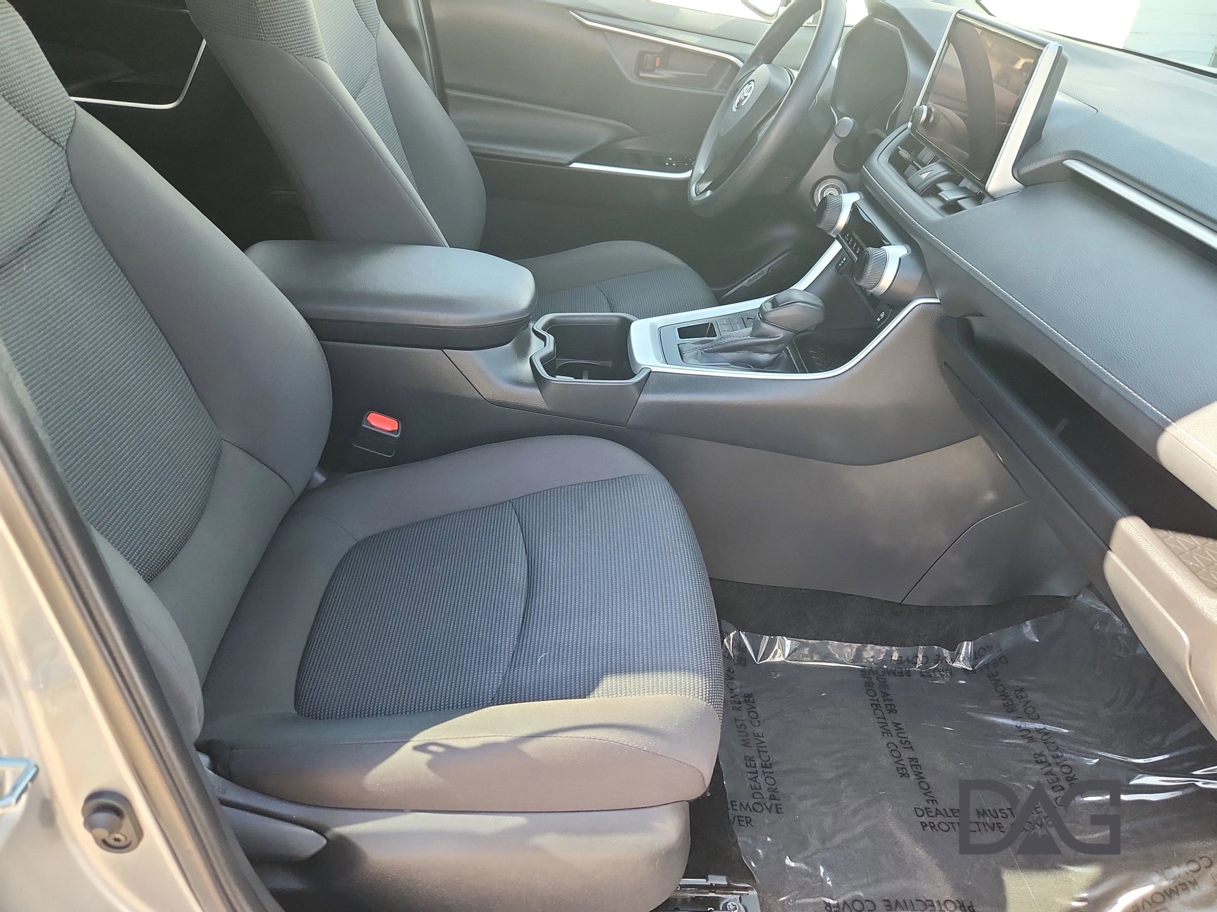 Used 2024 Toyota RAV4 LE image 24