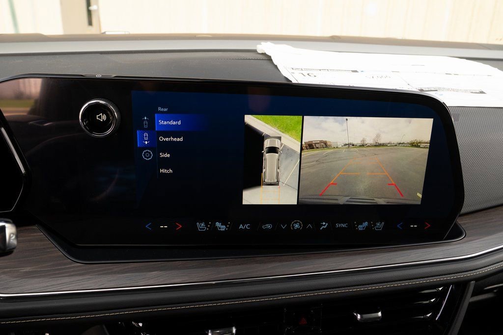 New 2025 Chevrolet Suburban Premier w/ LPO, Get Active Package image 29