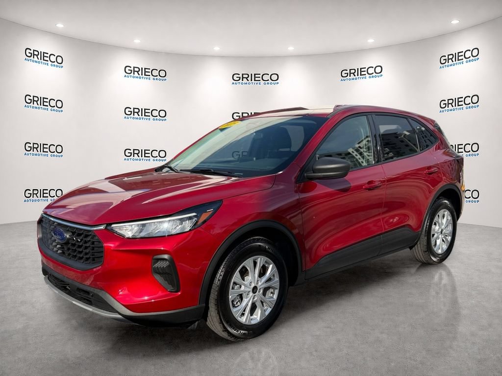 Used 2025 Ford Escape Active FWD image 3