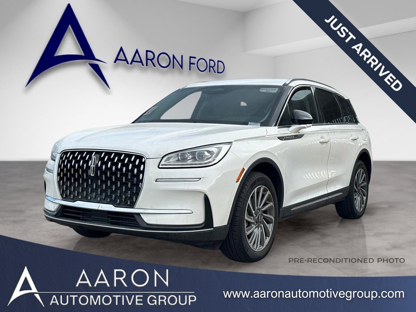 Used 2023 Lincoln Corsair Reserve image 1