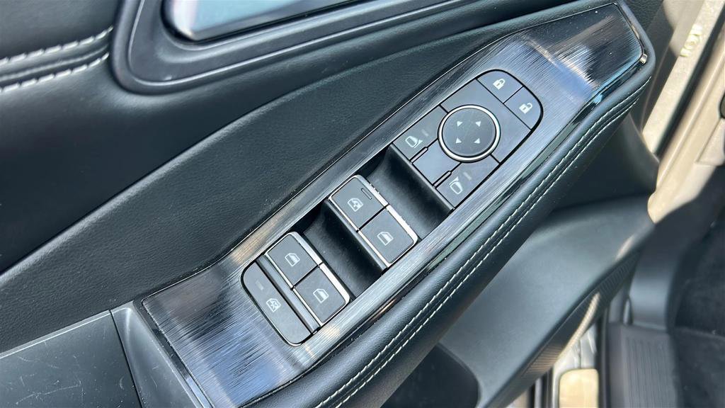 Used 2024 Nissan Rogue SL w/ SL Premium Package image 20