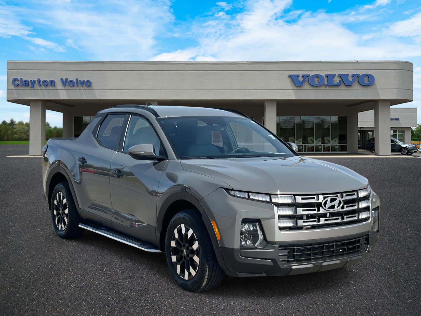 Used 2025 Hyundai Santa Cruz SEL image 1