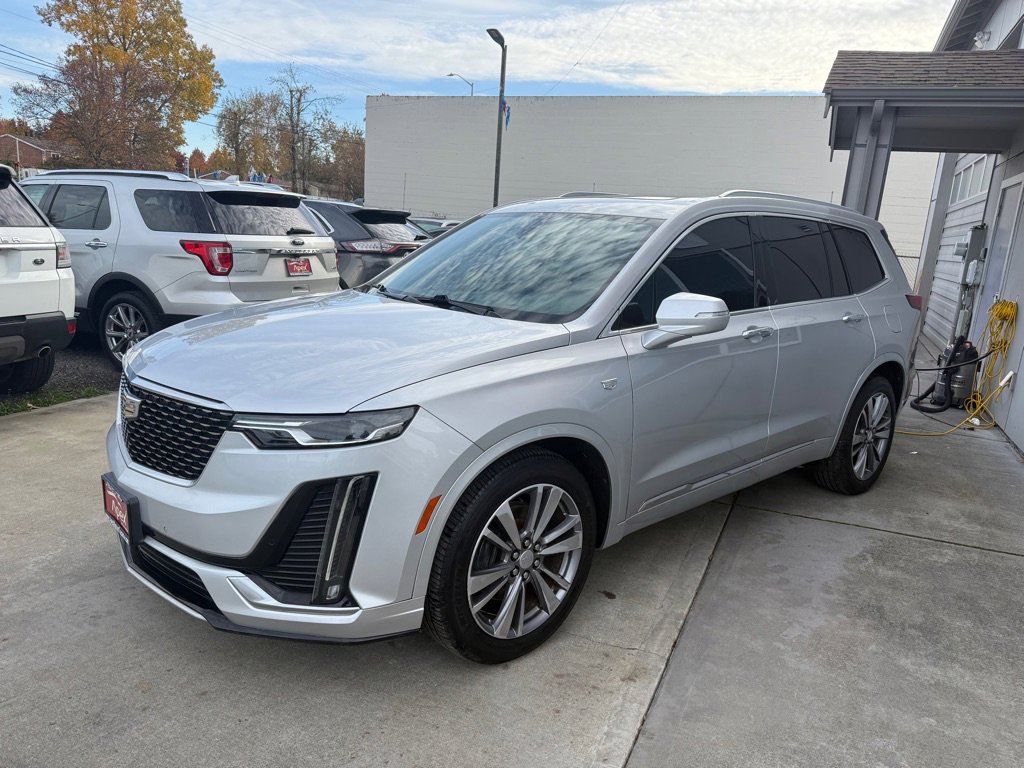 Used 2020 Cadillac XT6 Premium Luxury image 3