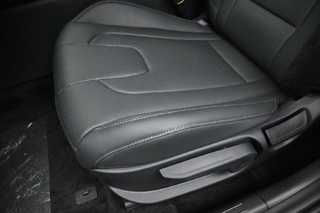 New 2026 Hyundai Elantra SEL Sport FWD image 22