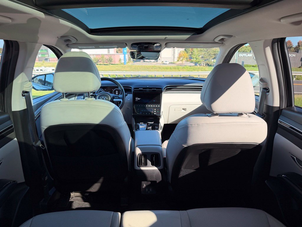 Used 2022 Hyundai Tucson Limited AWD/4WD image 33