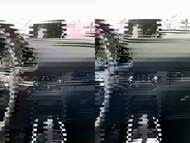 New 2025 MAZDA CX-30 Carbon image 11