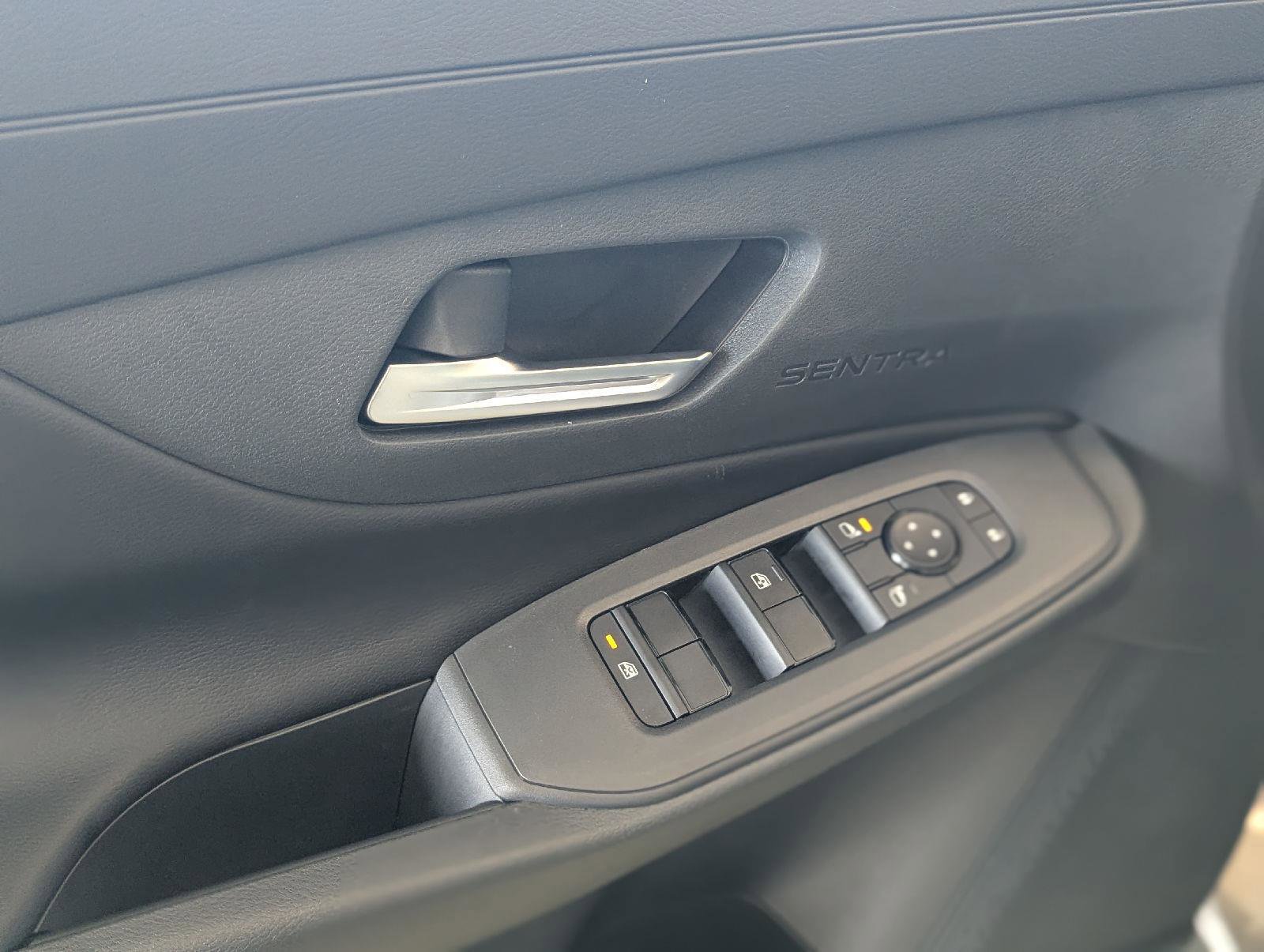 New 2026 Nissan Sentra SV FWD image 28