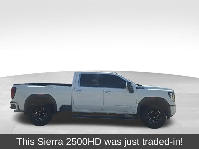 Used 2024 GMC Sierra 2500 Denali w/ Denali Reserve Package AWD/4WD image 1