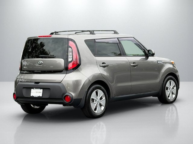 Used 2015 Kia Soul FWD image 9