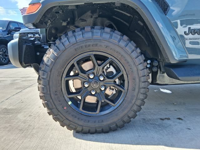 New 2026 Jeep Gladiator Sport AWD/4WD image 9
