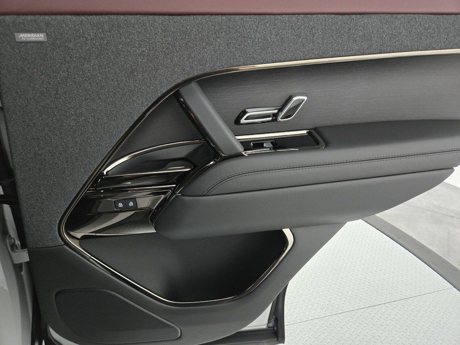 New 2025 Land Rover Range Rover Sport Autobiography image 19