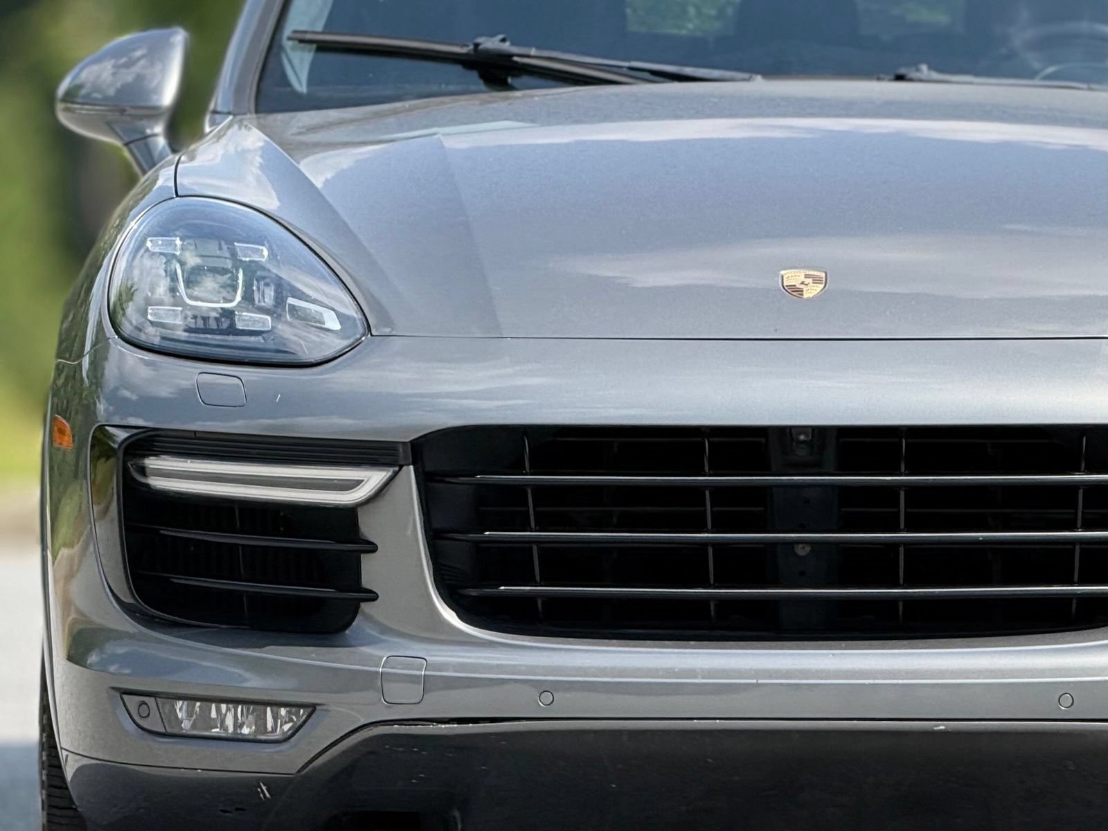 Used 2016 Porsche Cayenne Turbo AWD/4WD image 14
