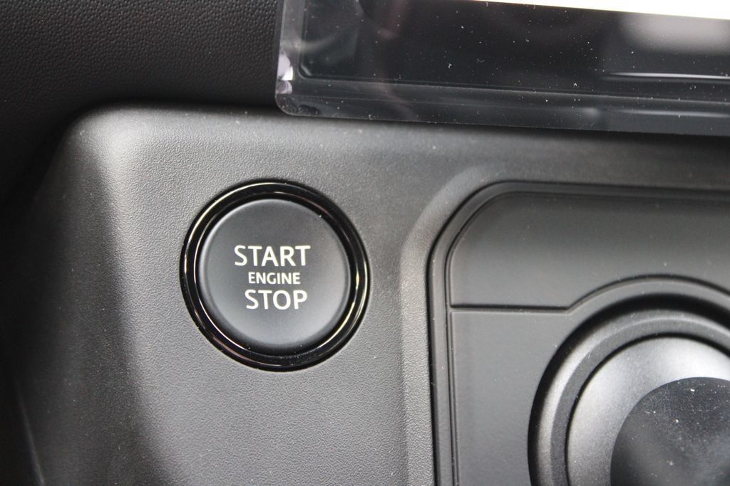 New 2026 Land Rover Defender 110 OCTA AWD/4WD image 30