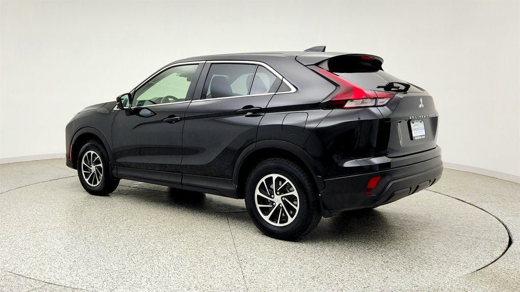 Used 2024 Mitsubishi Eclipse Cross ES AWD/4WD image 7