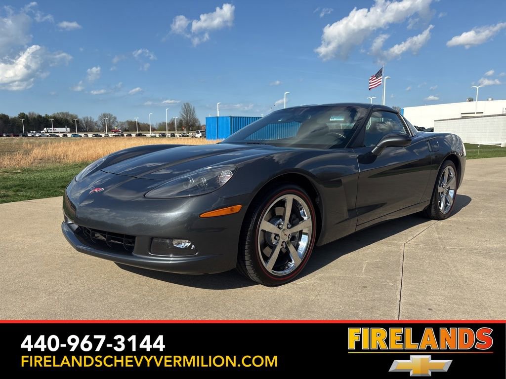 Used 2010 Chevrolet Corvette Coupe w/ 1LT image 1