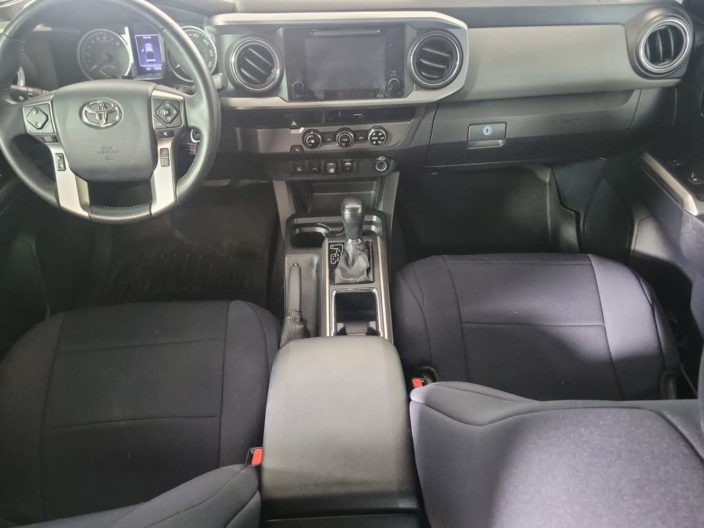 Used 2018 Toyota Tacoma SR5 RWD image 14
