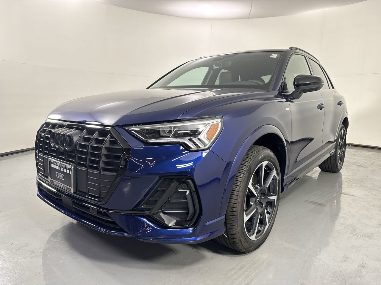 Used 2025 Audi Q3 2.0T Premium Plus w/ Premium Plus Package AWD/4WD image 30