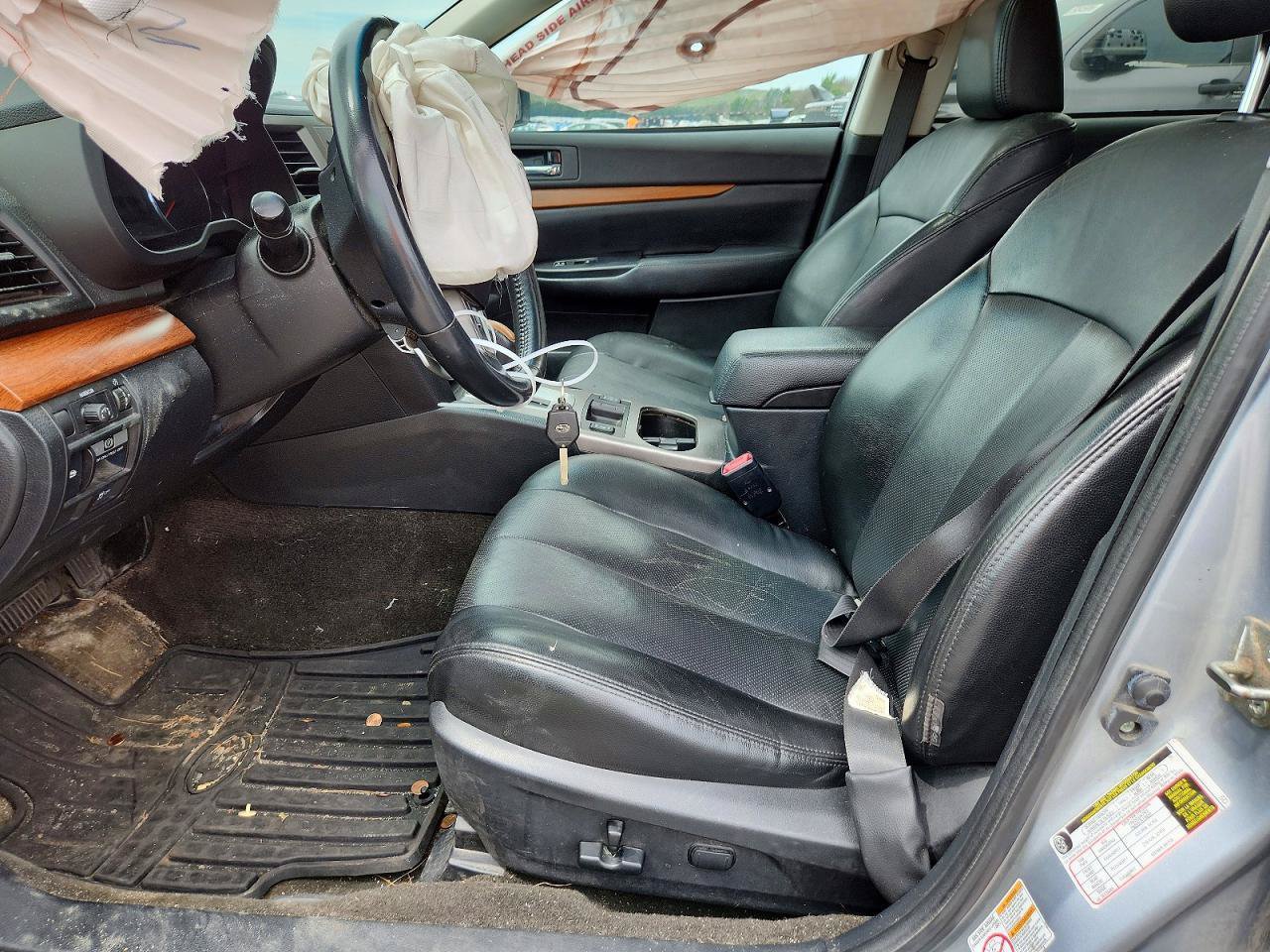Used 2014 Subaru Outback 2.5i Limited AWD/4WD image 6
