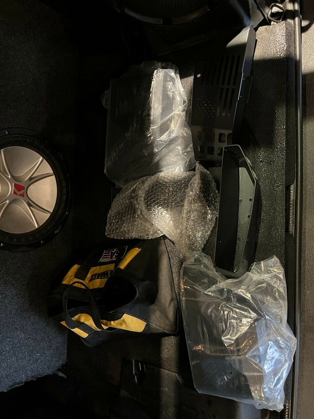 Used 2014 Jeep Wrangler Unlimited Rubicon w/ Max Tow Package image 31