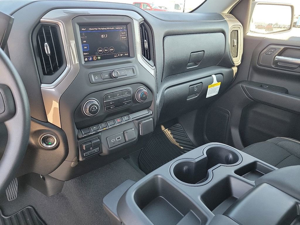 New 2026 Chevrolet Silverado 1500 Custom w/ Turbomax Blackout Package image 21
