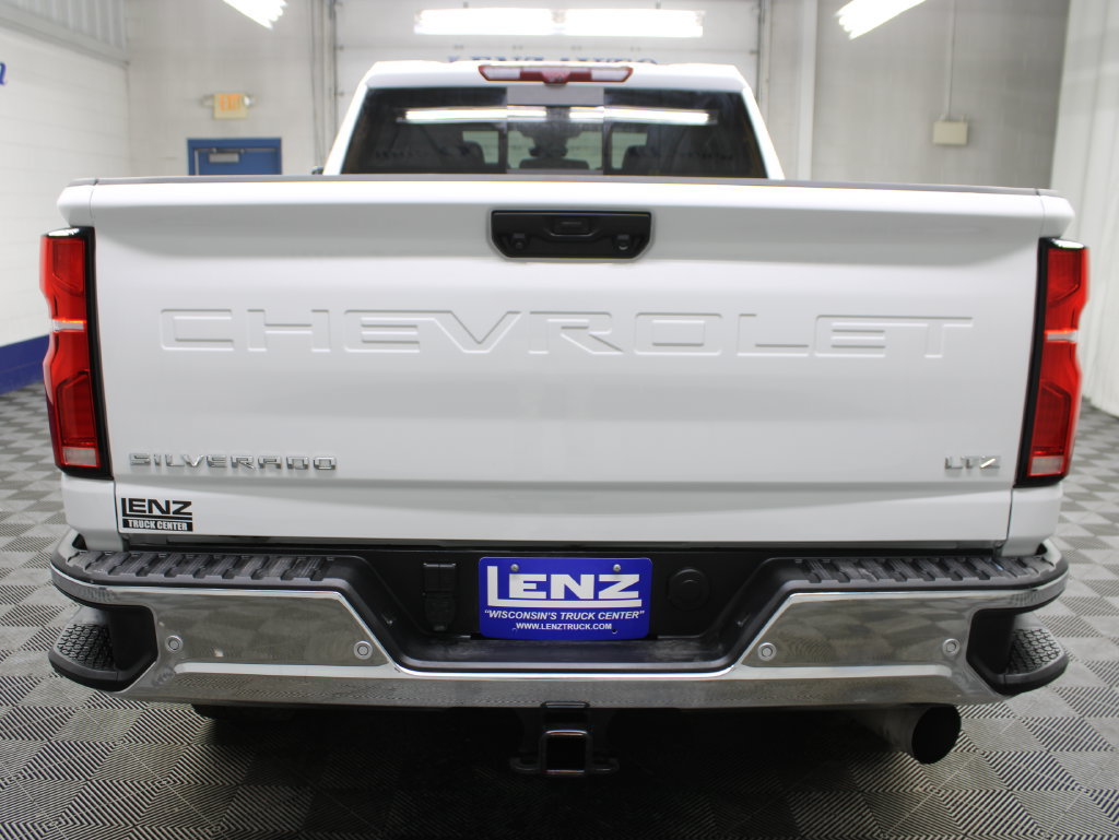 Used 2025 Chevrolet Silverado 2500 LTZ w/ LTZ Premium Package AWD/4WD image 47