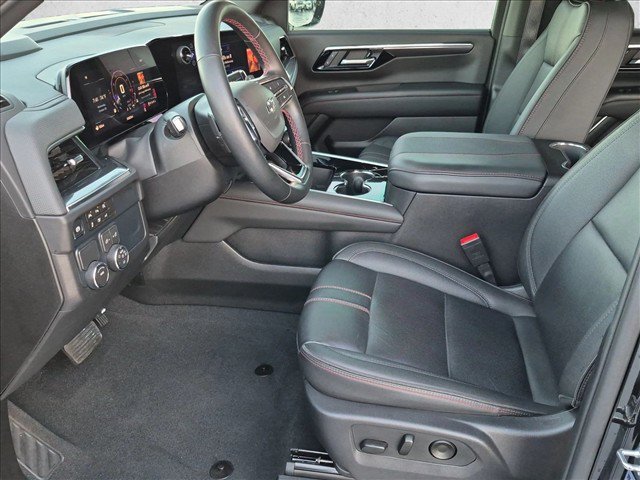 Used 2026 Chevrolet Suburban RST w/ Comfort Package RWD image 12