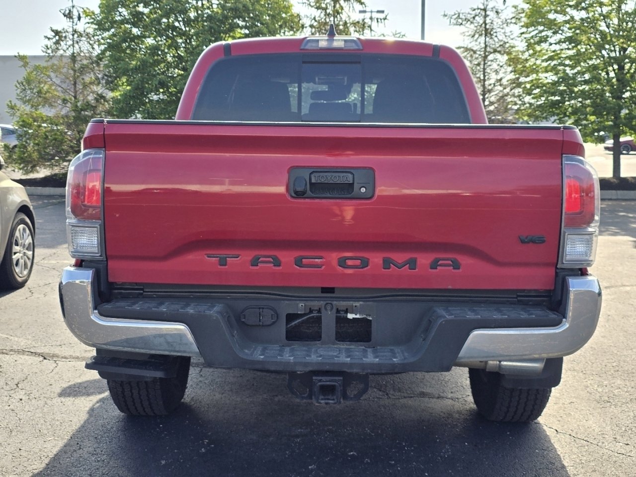Used 2023 Toyota Tacoma TRD Off-Road AWD/4WD image 6