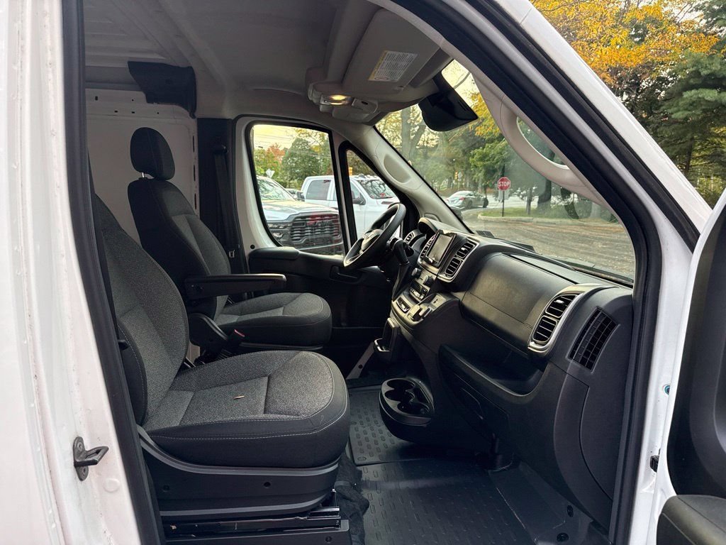 Used 2024 RAM ProMaster 1500 w/ Quick Order Package 22G SLT FWD image 12