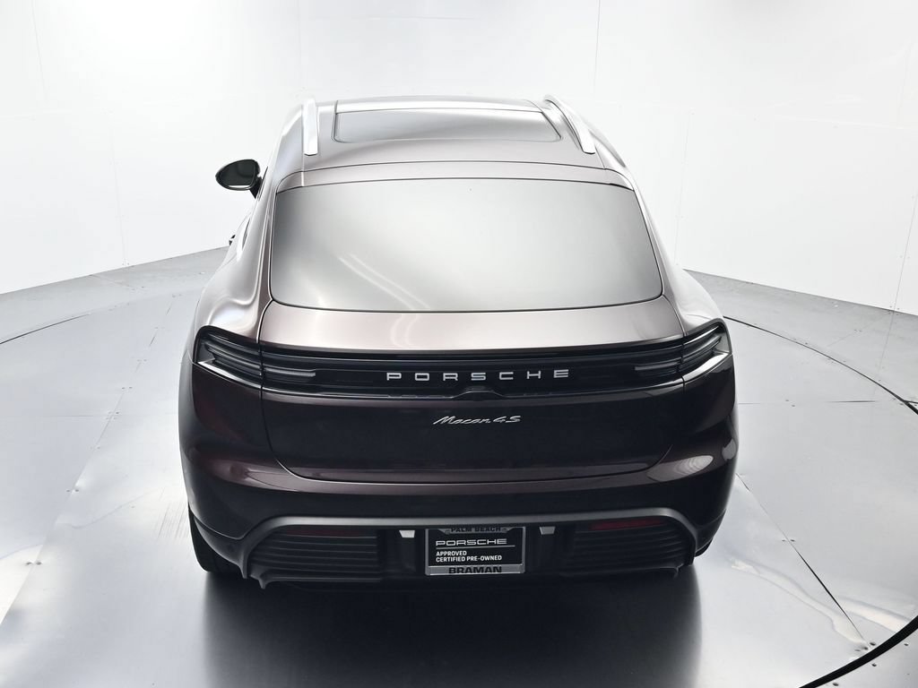 Certified 2025 Porsche Macan 4S Electric AWD/4WD image 39