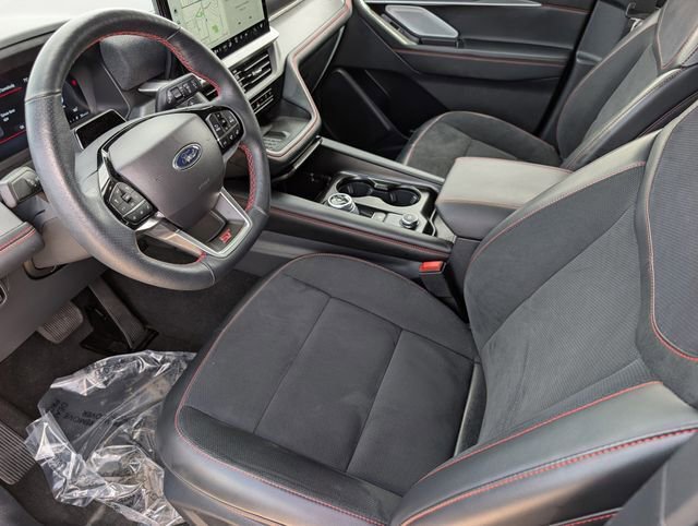 Used 2025 Ford Explorer ST image 10