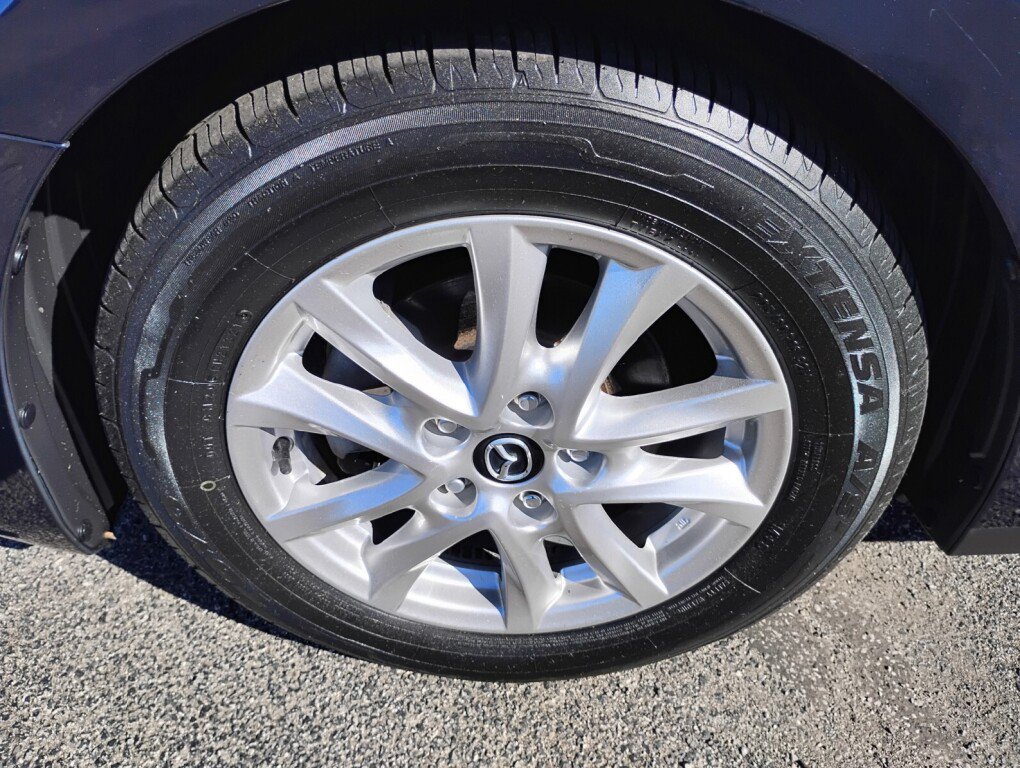 Used 2015 MAZDA MAZDA3 i Touring FWD image 23
