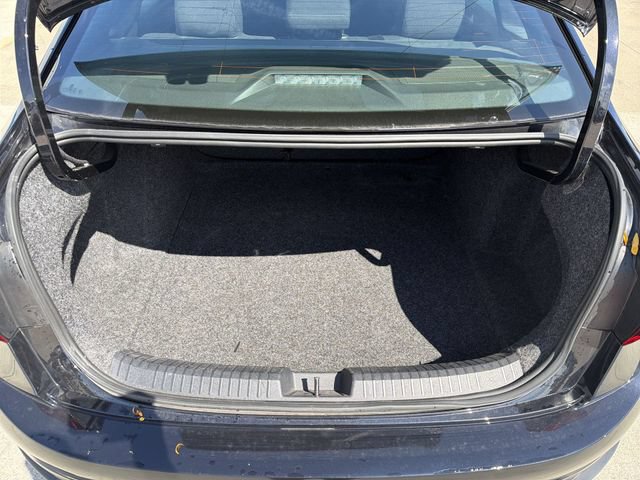 Used 2025 Volkswagen Jetta Sport FWD image 24