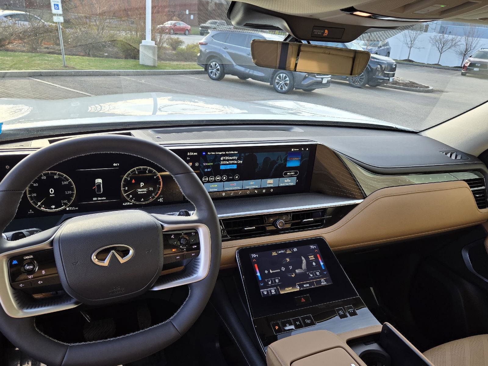 Certified 2026 INFINITI QX80 Luxe w/ Cargo Package image 9