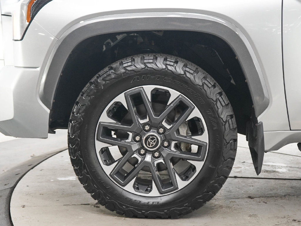 Used 2022 Toyota Tundra Limited AWD/4WD image 30
