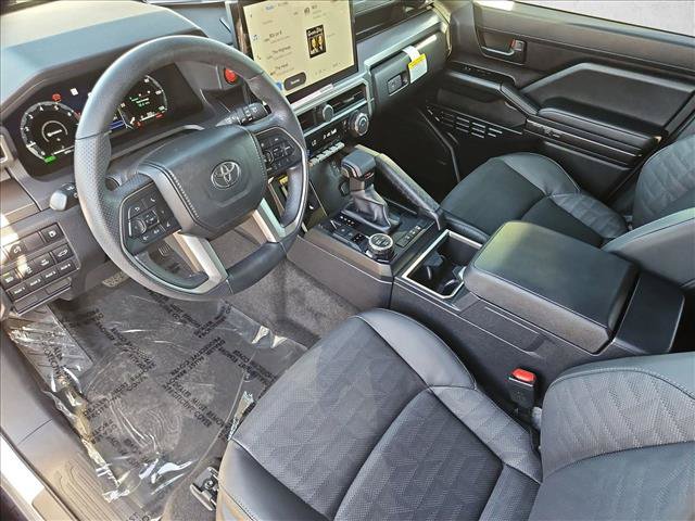Certified 2026 Toyota 4Runner TRD Off-Road Premium AWD/4WD image 13