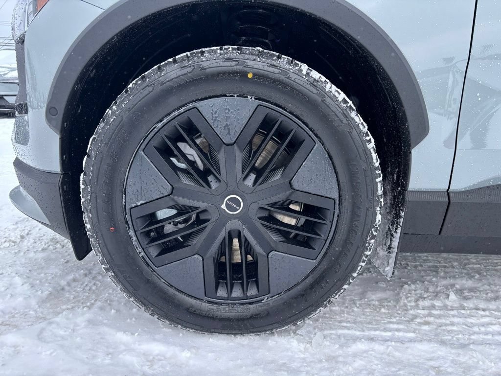 New 2026 Volvo EX30 Cross Country Ultra w/ Protection Package AWD/4WD image 9