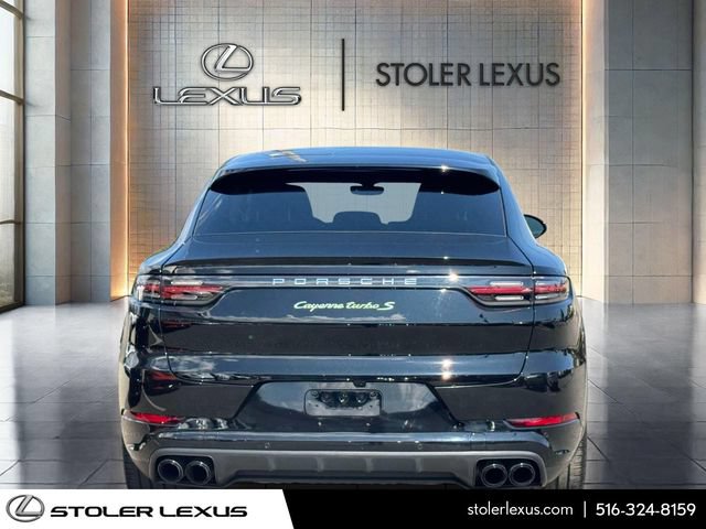 Used 2022 Porsche Cayenne Turbo S AWD/4WD image 6